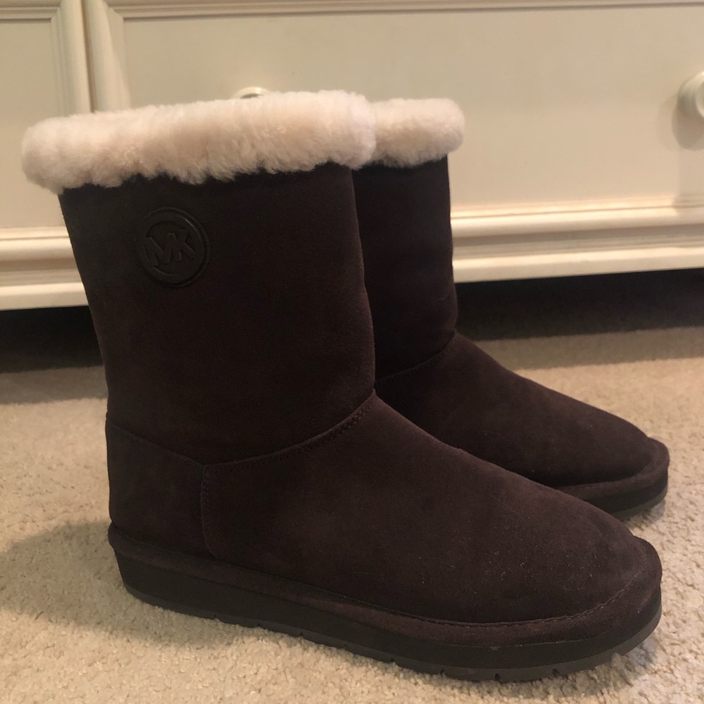 Michael Kors winter boots❄️ - Picture 1 of 5